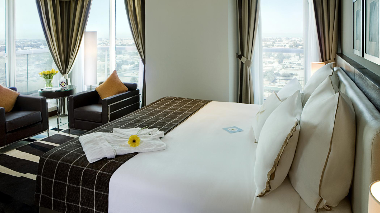 تور دبی هتل فور پوینت - آژانس مسافرتی و هواپیمایی آفتاب ساحل آبی